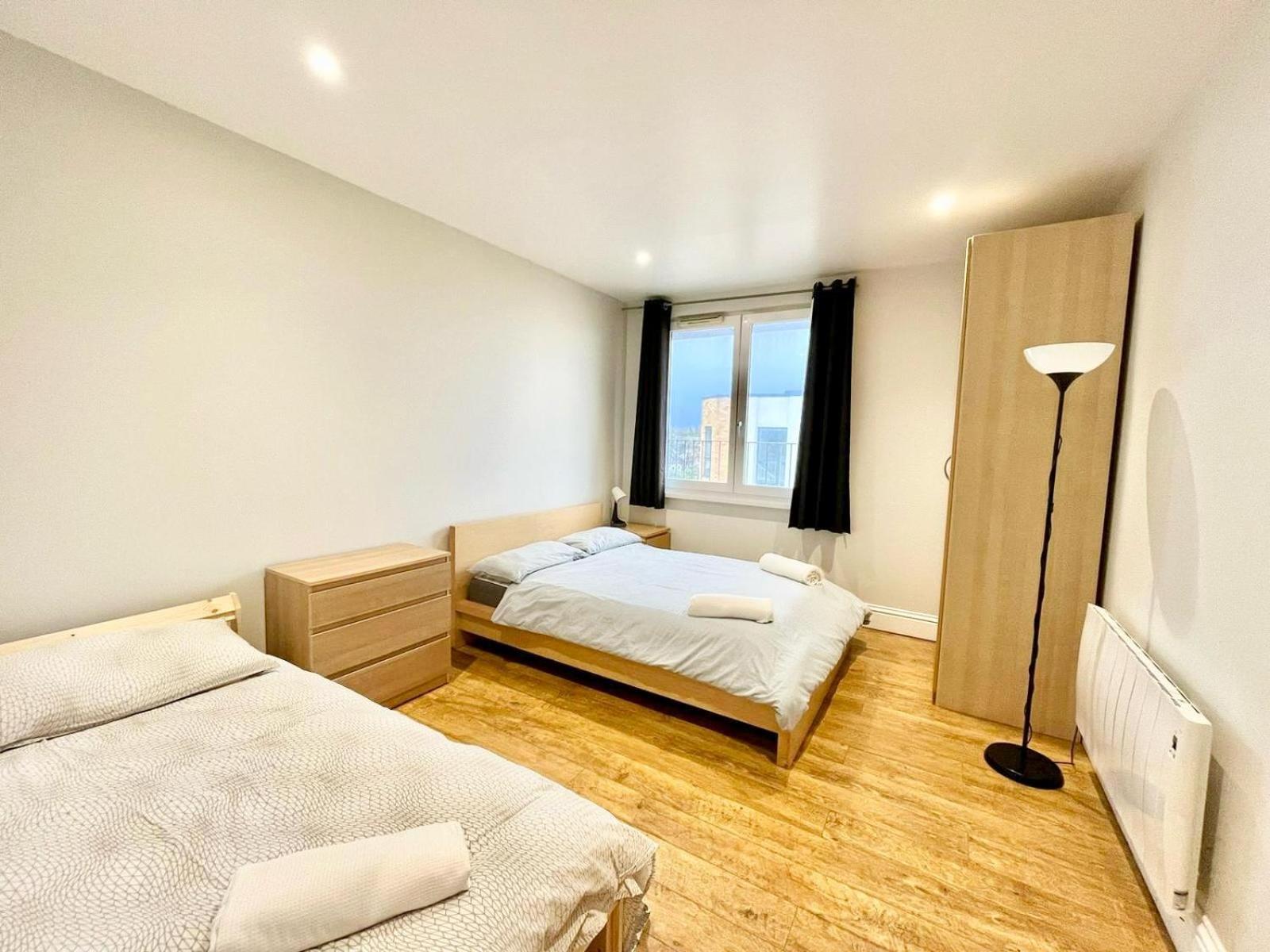 London Modern Flat Near Transports Apartment Екстериор снимка
