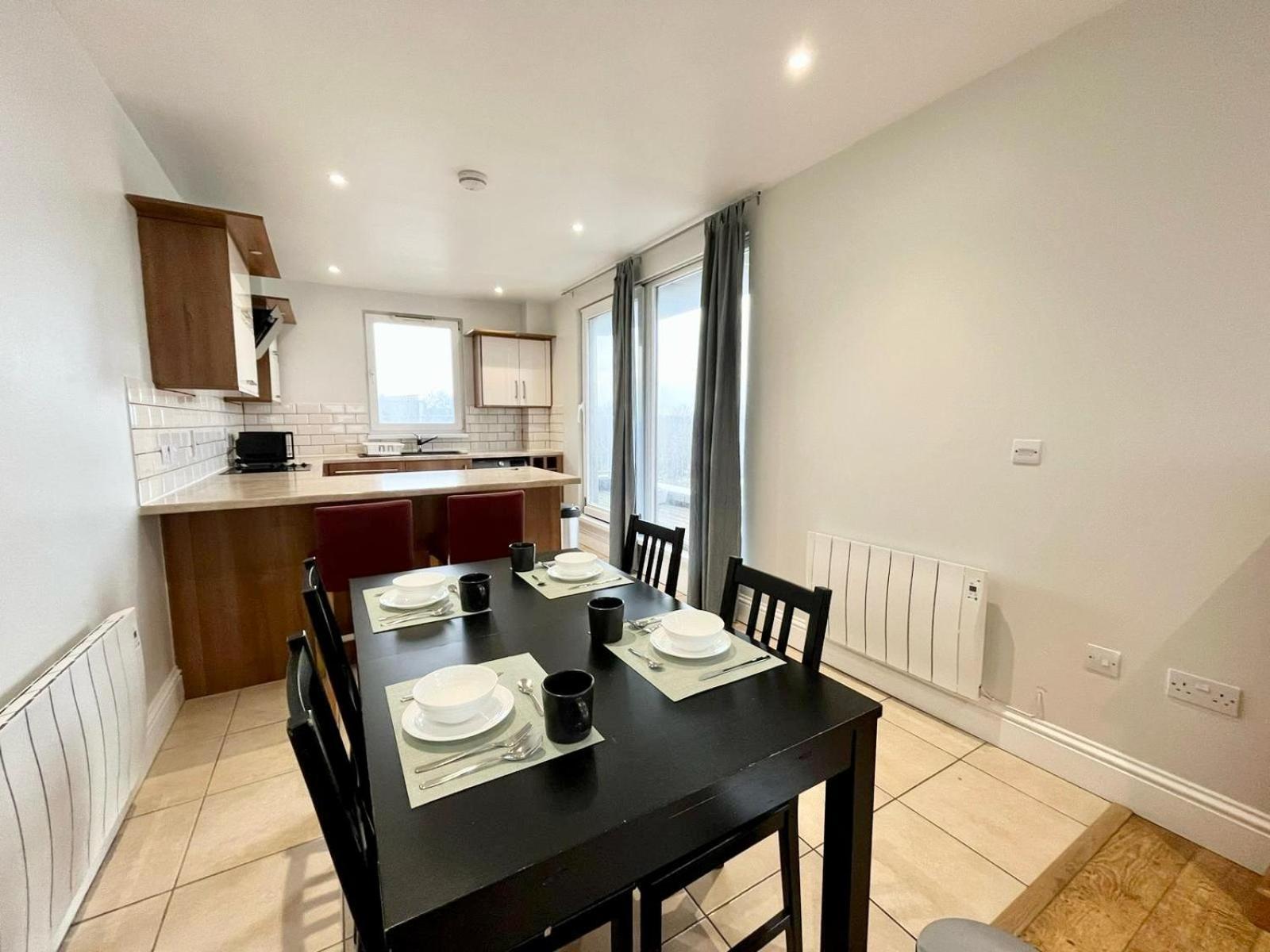 London Modern Flat Near Transports Apartment Екстериор снимка