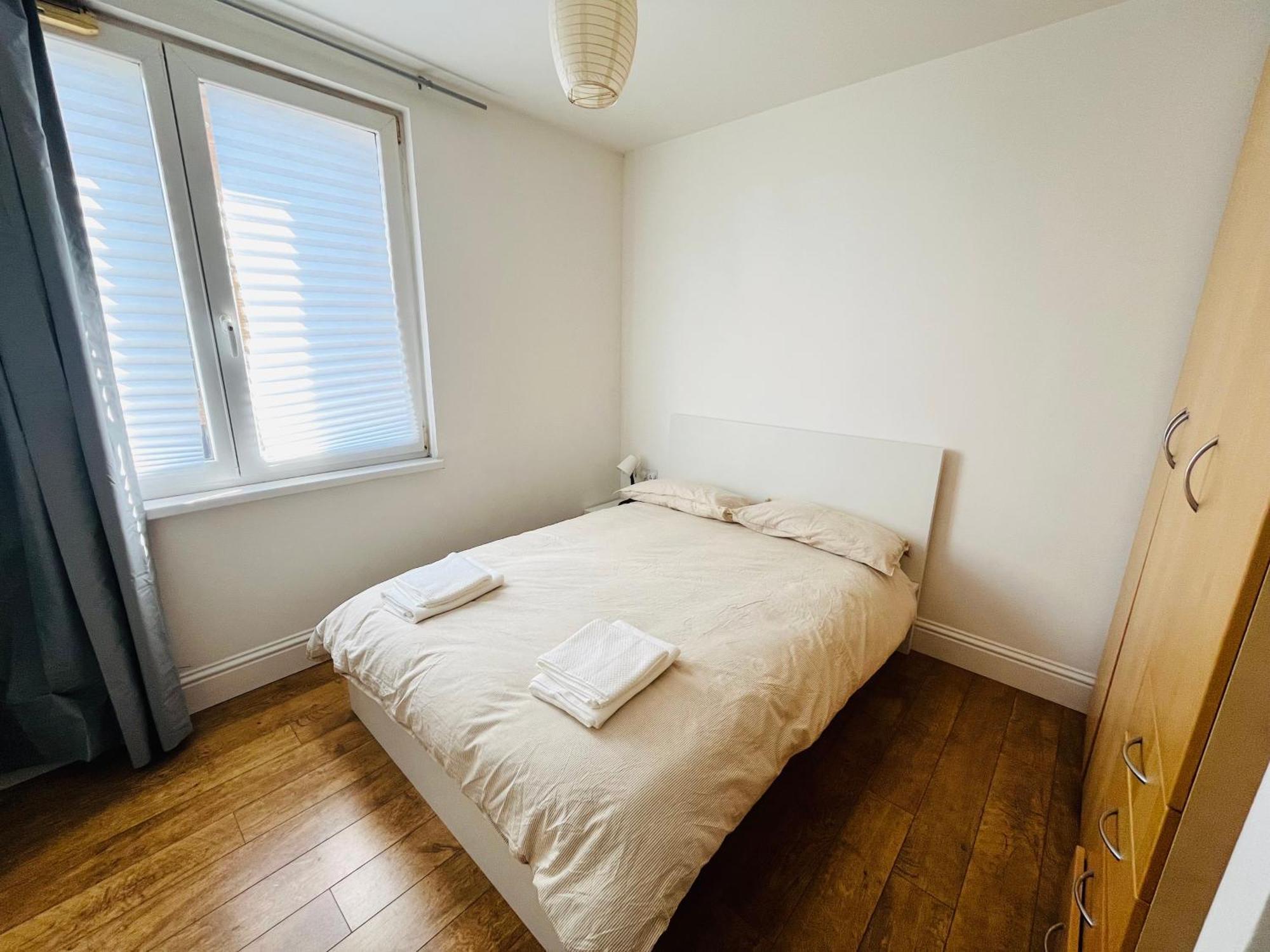 London Modern Flat Near Transports Apartment Екстериор снимка
